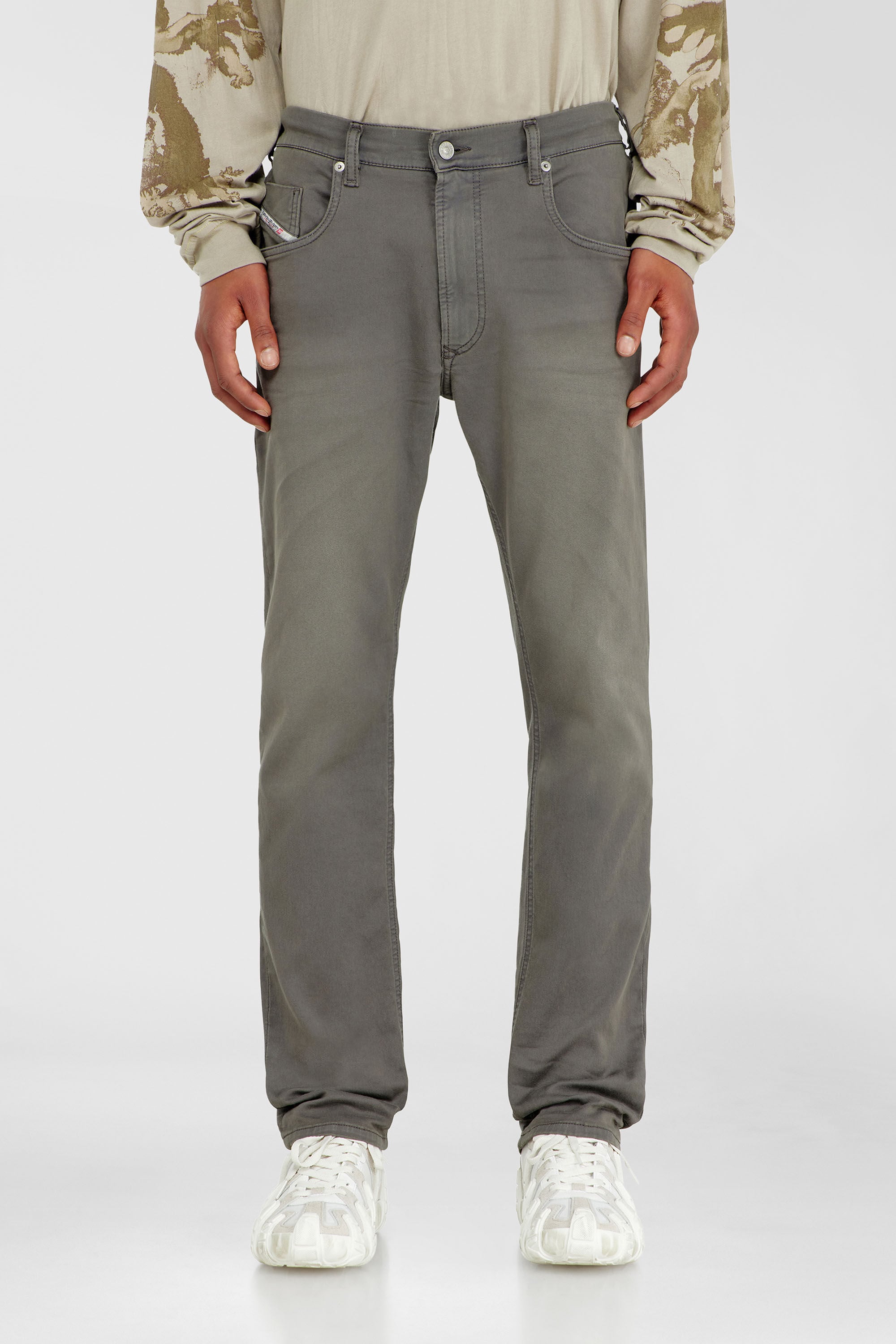 Diesel - Man's Regular 2032 D-Krooley-BW Joggjeans&reg; 0670M, Grey - 2