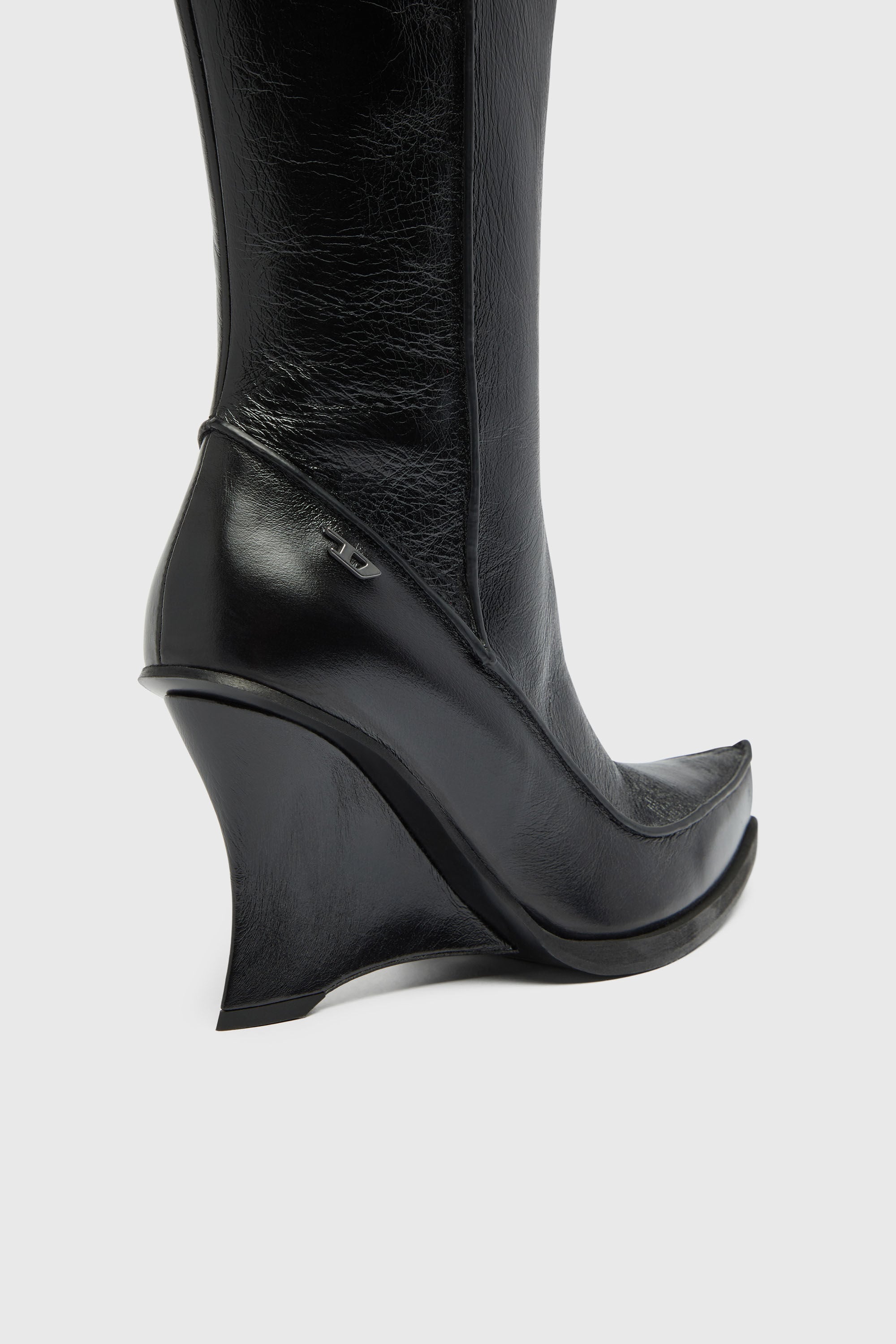 Diesel - D-LUCETTE-90-KB W, Woman's D-Lucette-Knee-high boots in leather in null - 4