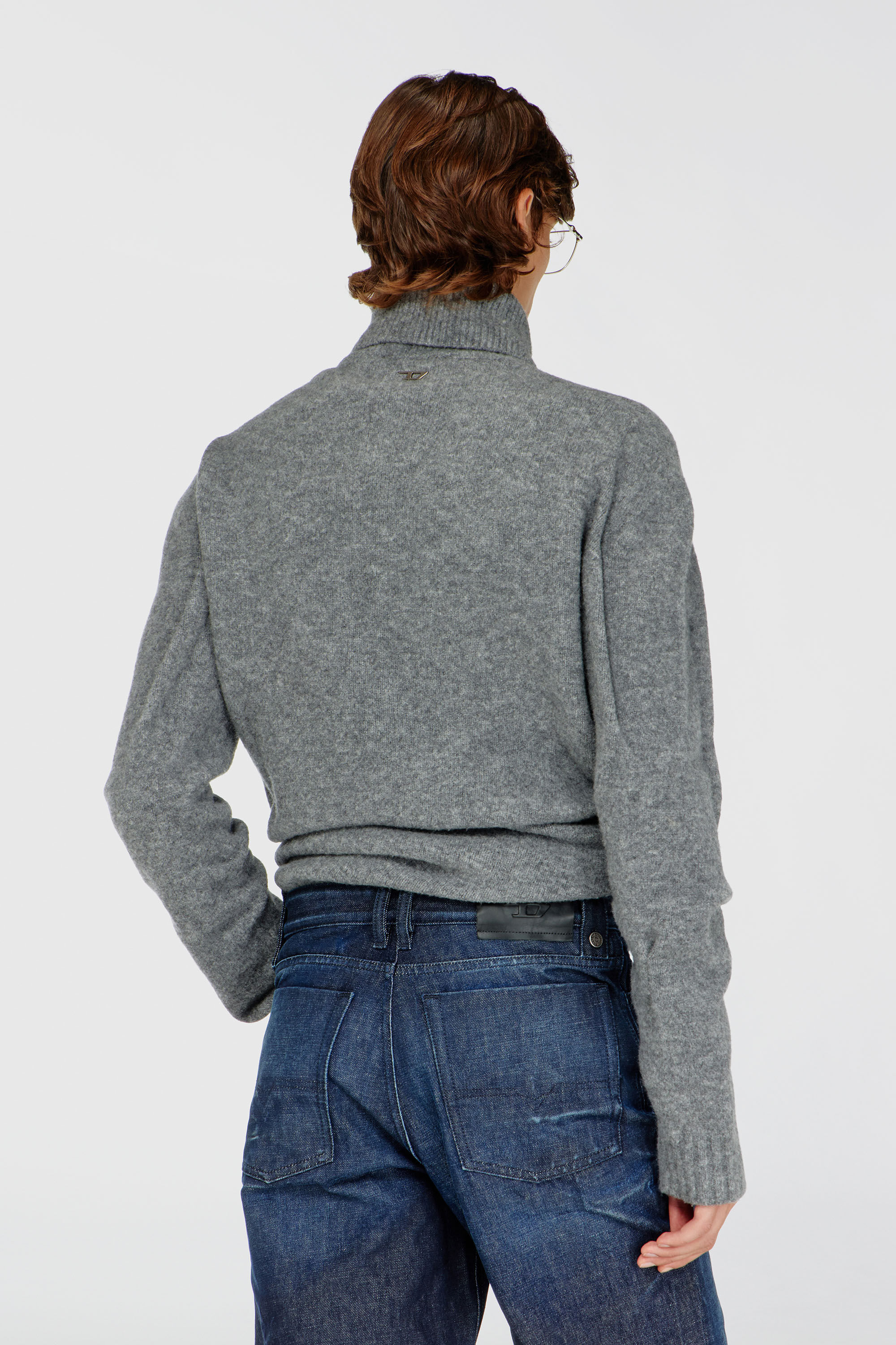 Men's Button-neck jumper in wrinkled boiled knit | Grey | Diesel TG
