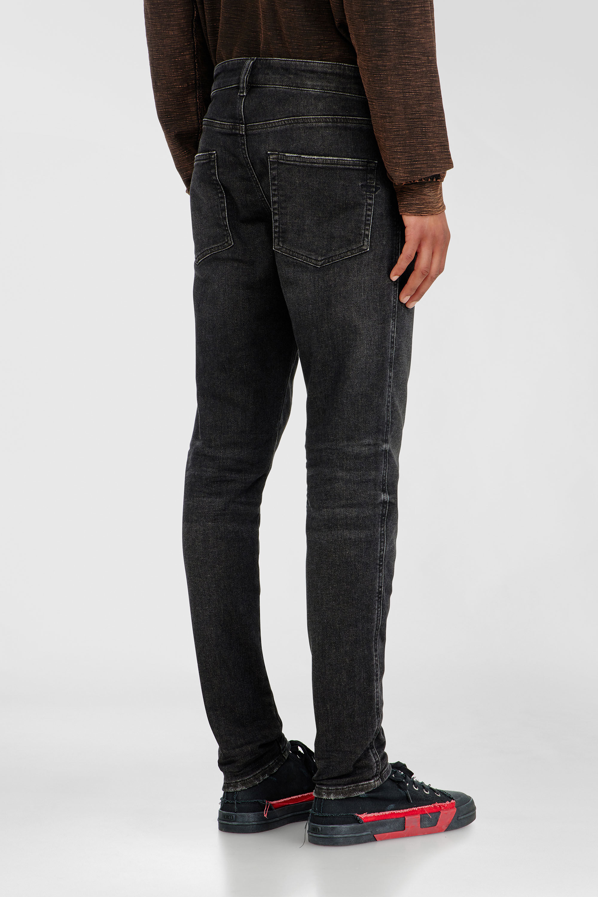 Diesel - Man's Slim 2062 D-Strukt Joggjeans&reg; 09P92, Black/Dark grey - 3