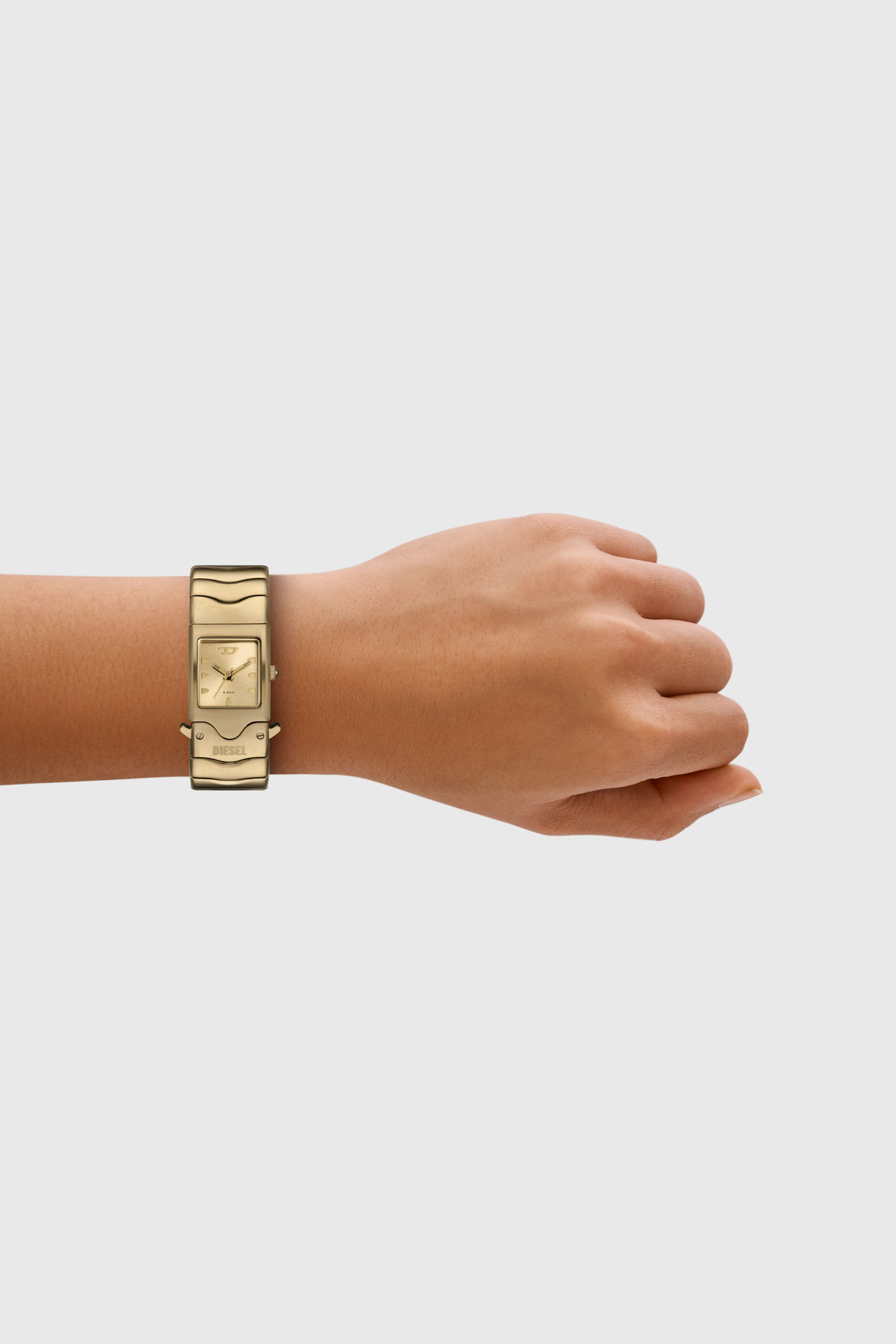 Diesel - DZ2223, Unisex's Diesel Closer Three-Hand Gold-Tone Stainless Steel Watch in Gold - 4