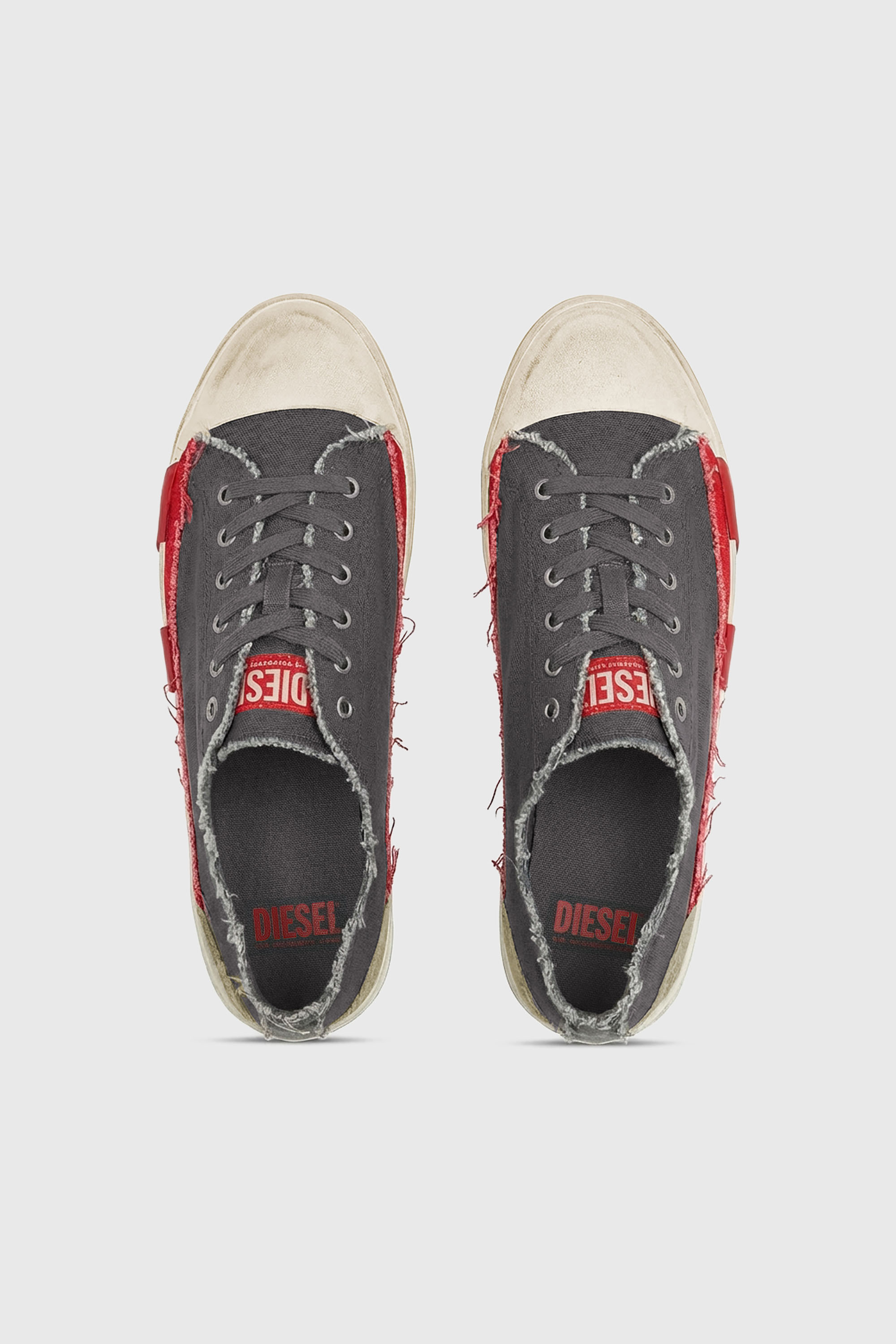 Diesel - S-D-VERSE LOW II, Man's S-D-Verse-Dirty-effect canvas sneakers in null - 4