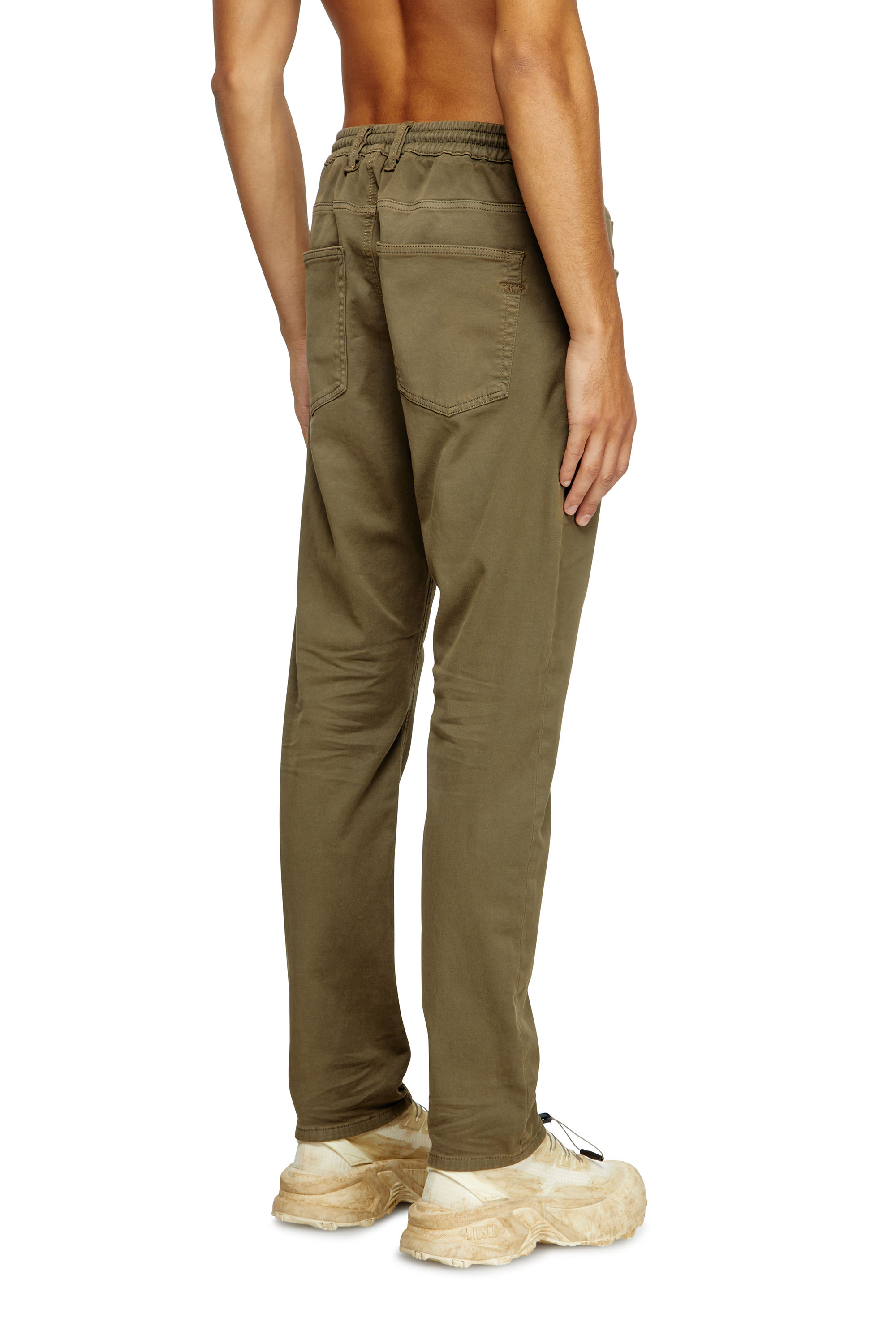 Diesel - Man's Regular 2032 D-Krooley Joggjeans® 0670M, Green - 4