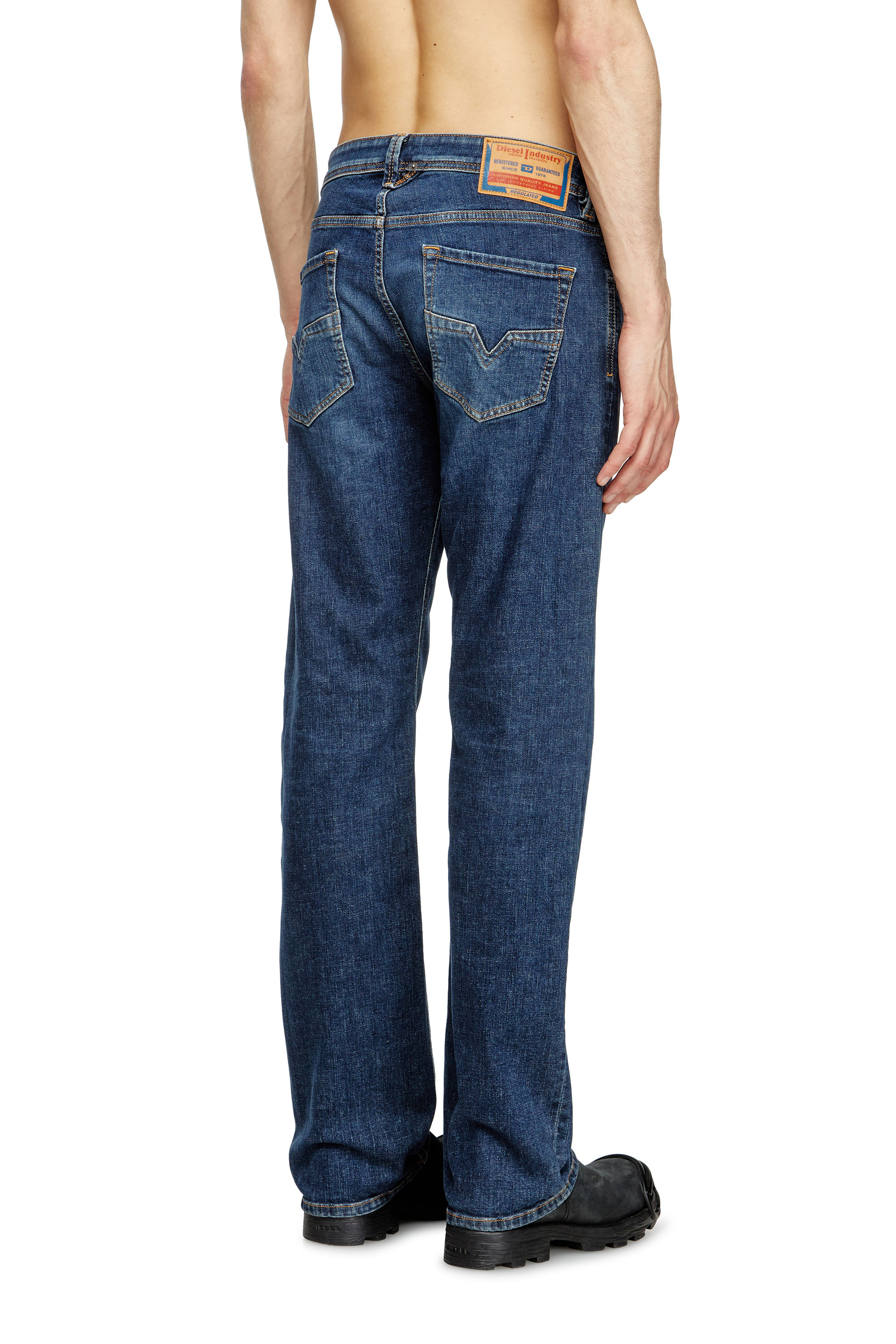 Regular Jeans 1985 Larkee 09J47, Dark Blue Diesel - Man's Regular Jeans 1985 Larkee 09J47, Dark Blue - 4