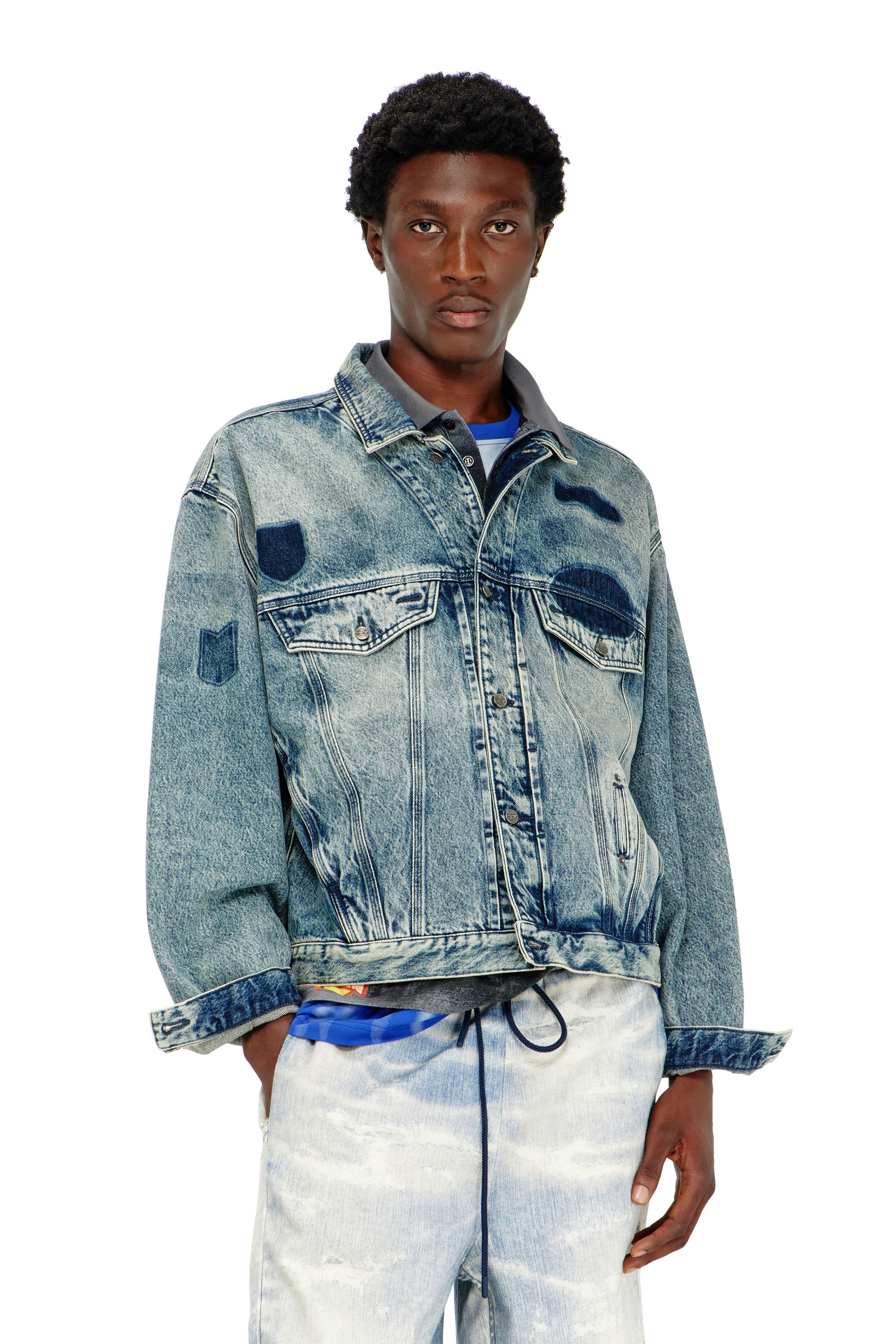 Diesel - D-DENVER-S2, Unisex's Trucker jacket with patch effects in Medium blue - 3