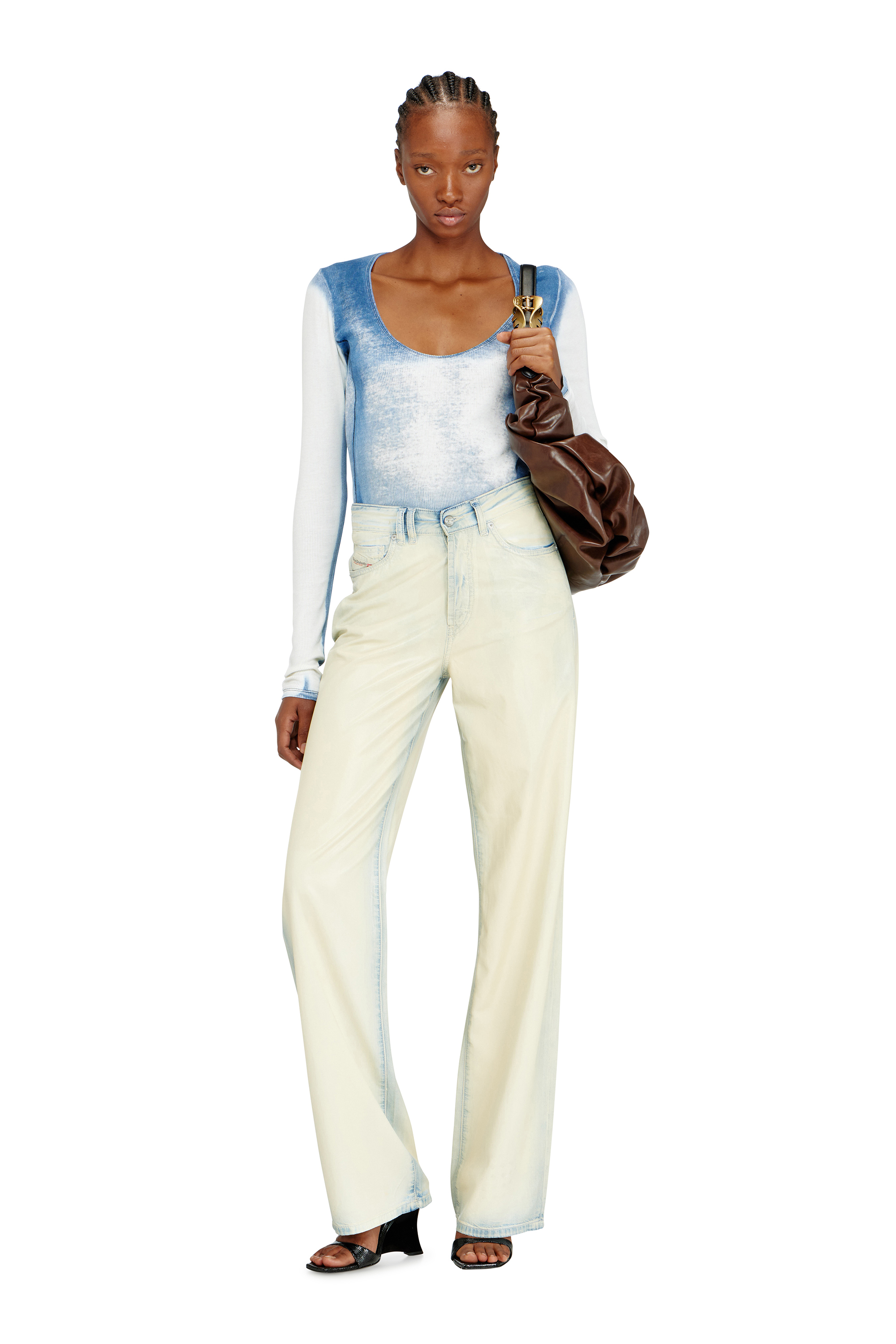 Diesel - GRAB-D HOBO L, Woman's Grab-D L-Large scrunched hobo bag in shiny PU in Brown - 2