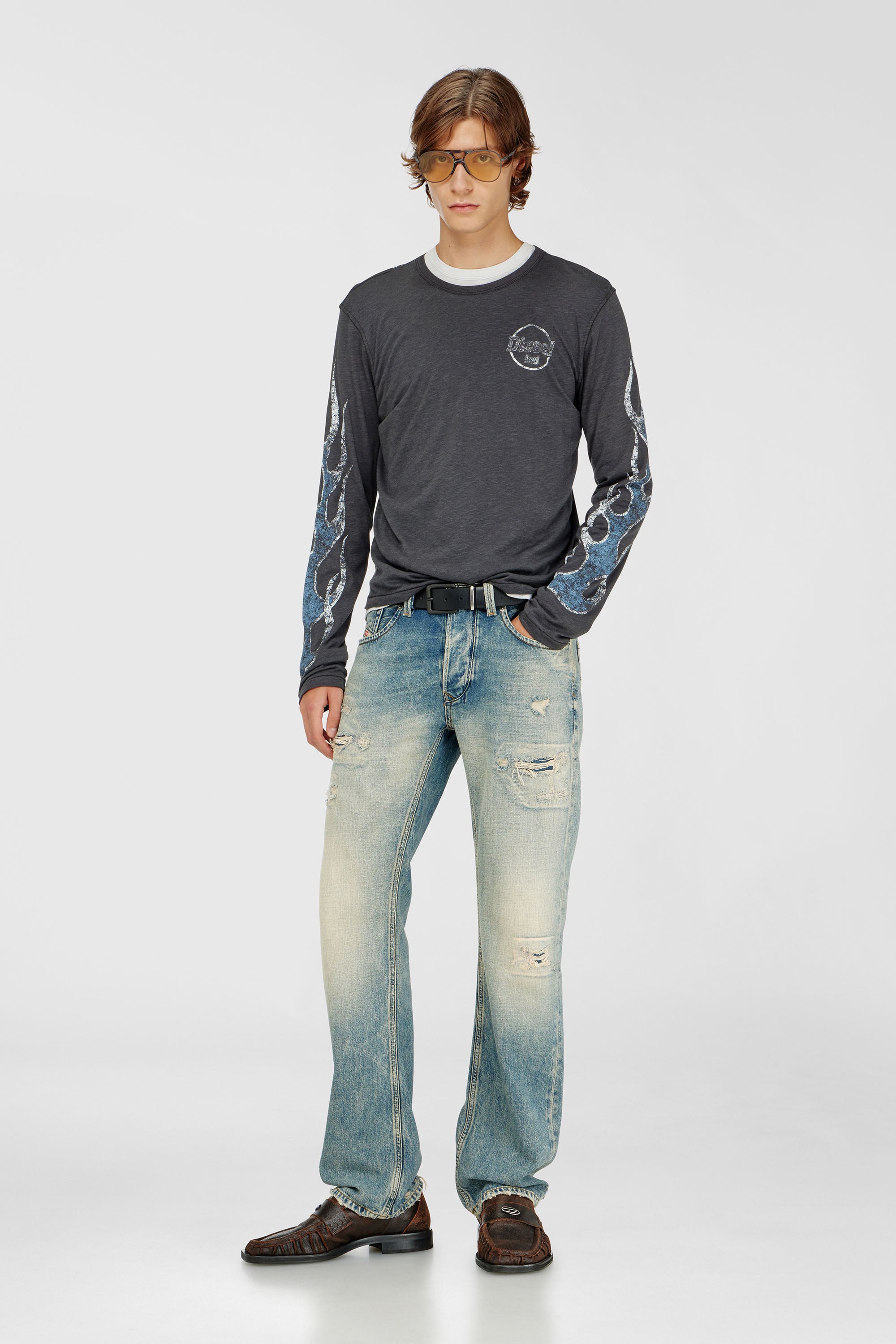 Diesel - T-NOTS-LS, Man's Long-sleeve T-shirt in slub jersey with crack print in Dark grey - 2